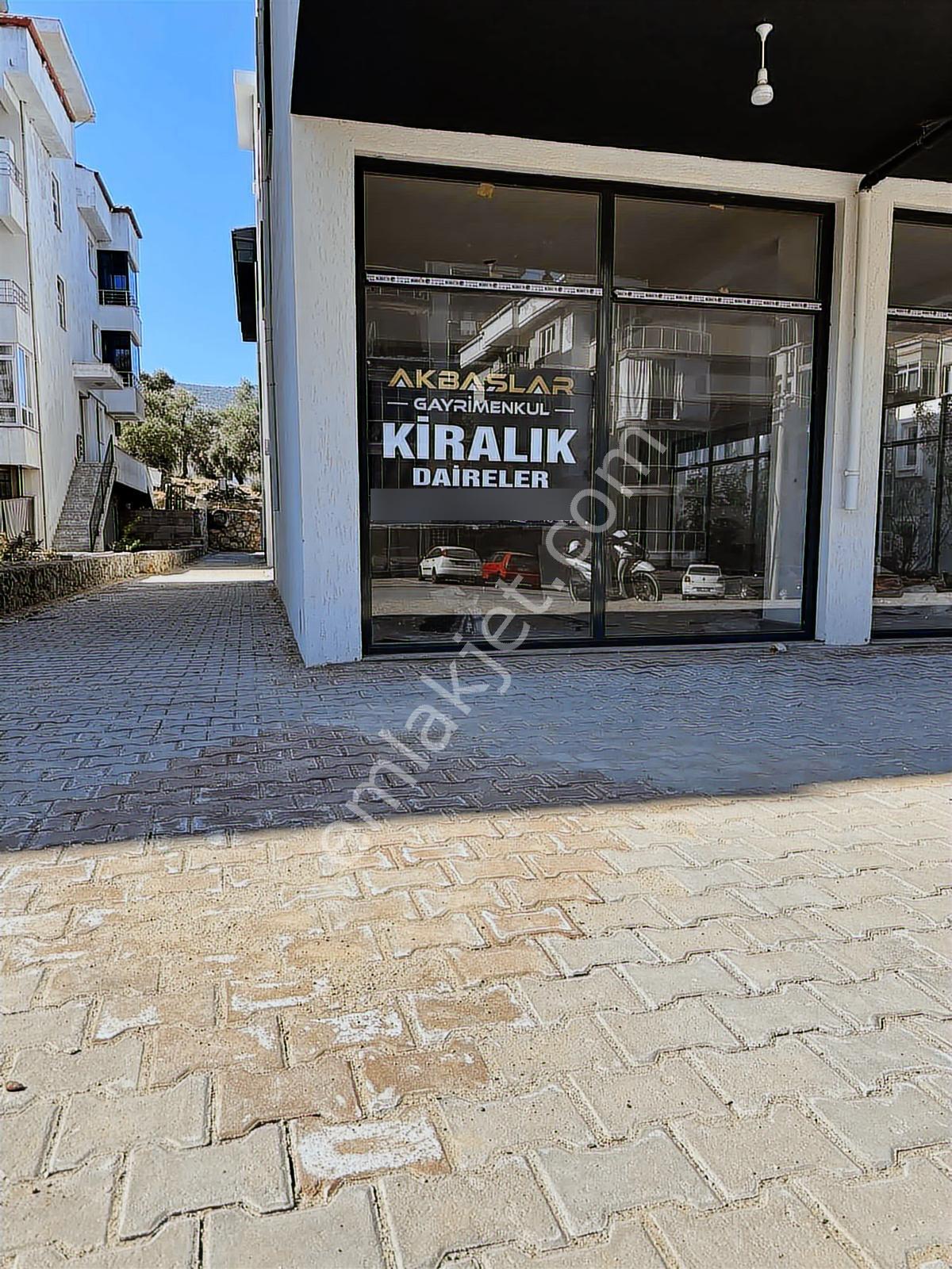 Akbaşlar'dan Milas Merkezde Toplam 350m2 Kullanım,kiralık Dükkan