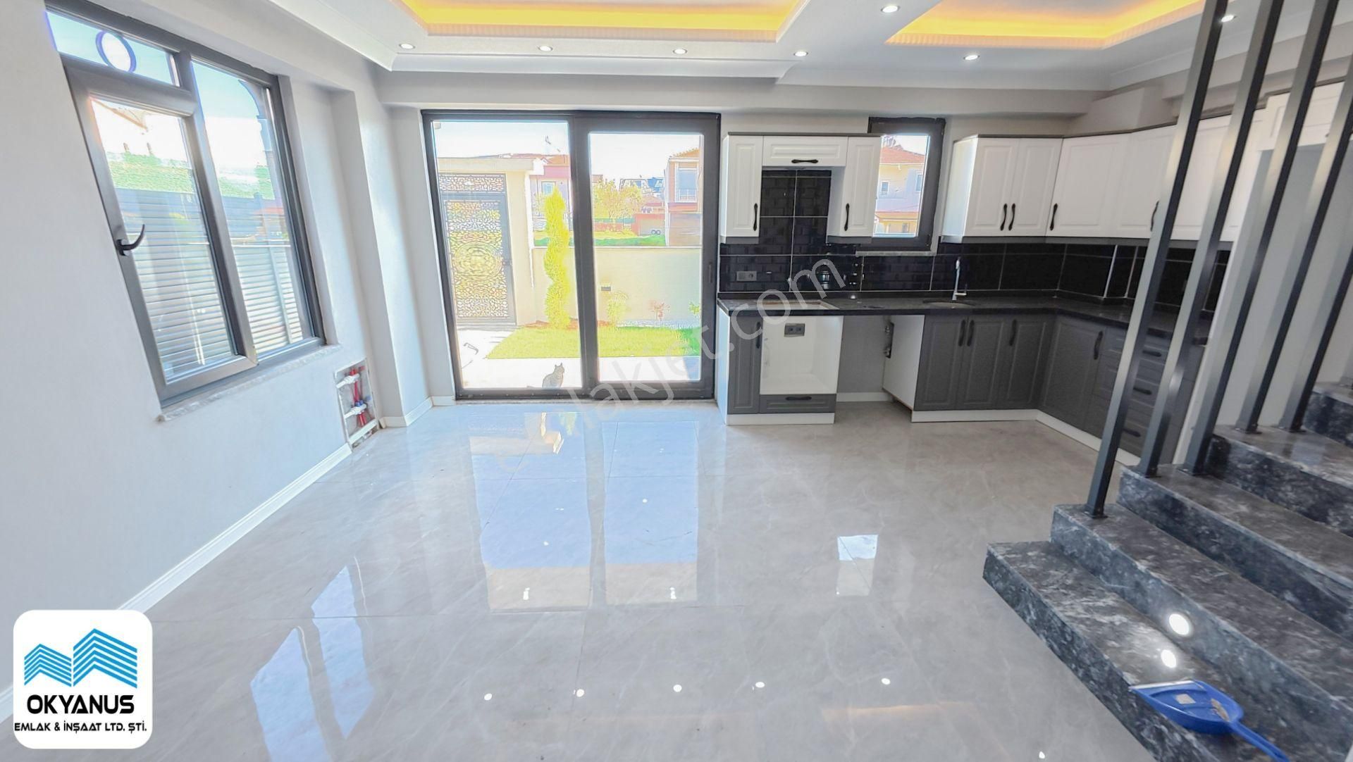 Sakarya Kocaali'de Deniz Gören Geniş Bahçeli 3+1 Modern Villa - Görsel 13