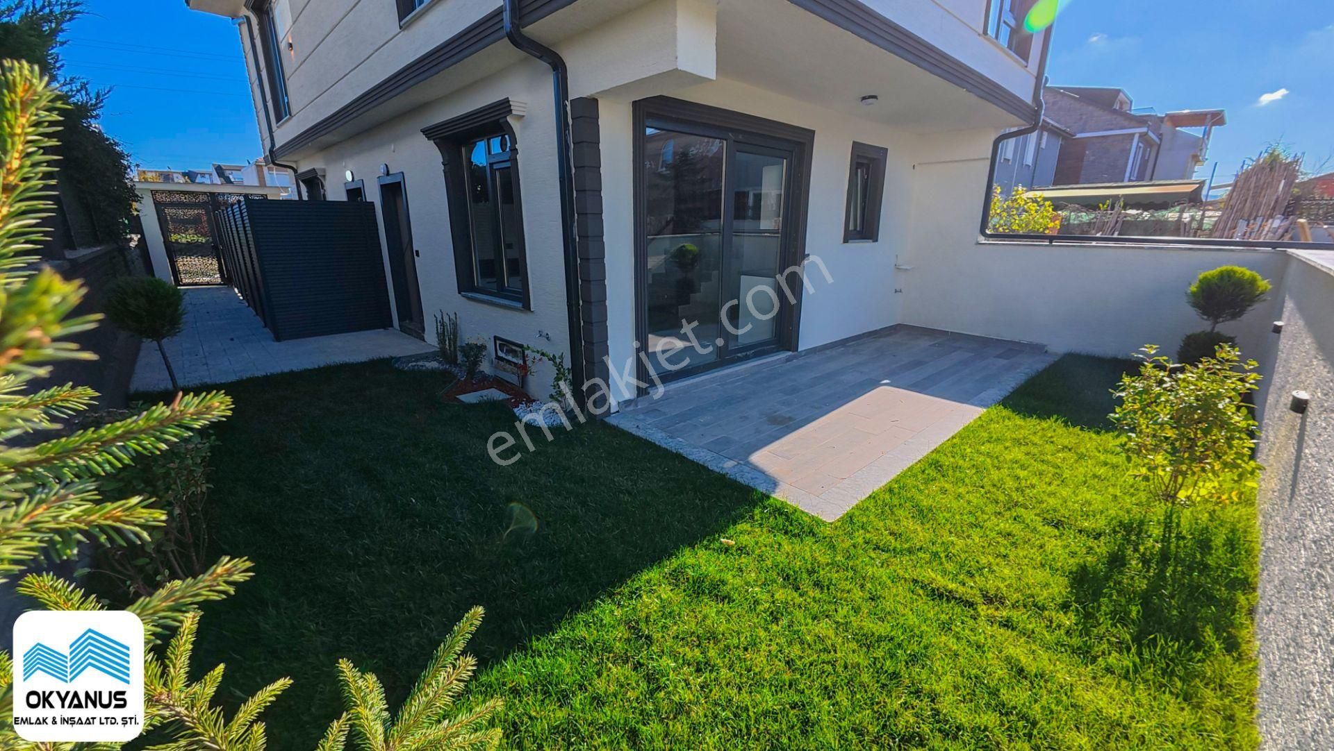 Sakarya Kocaali'de Deniz Gören Geniş Bahçeli 3+1 Modern Villa