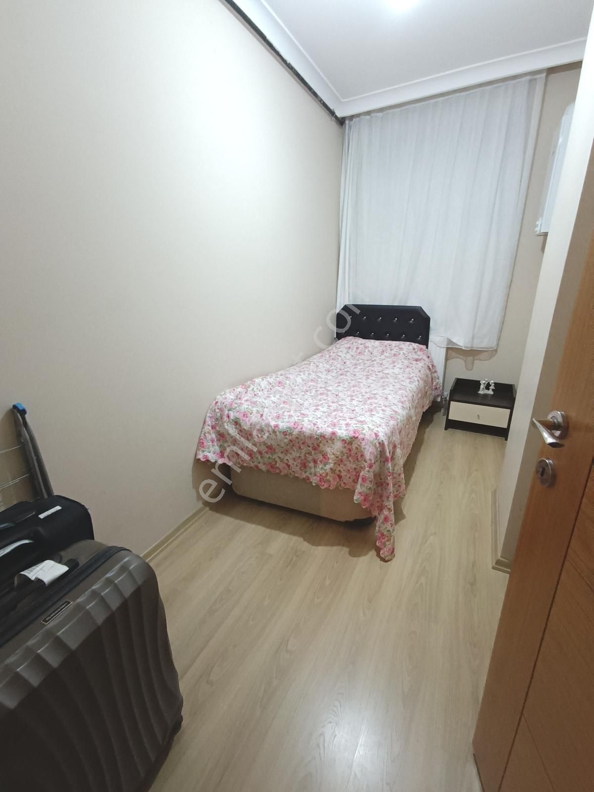 Maltepe Girne Mah.de Ara Kat 2+1 65 M2 Kiralık Daire - Görsel 2
