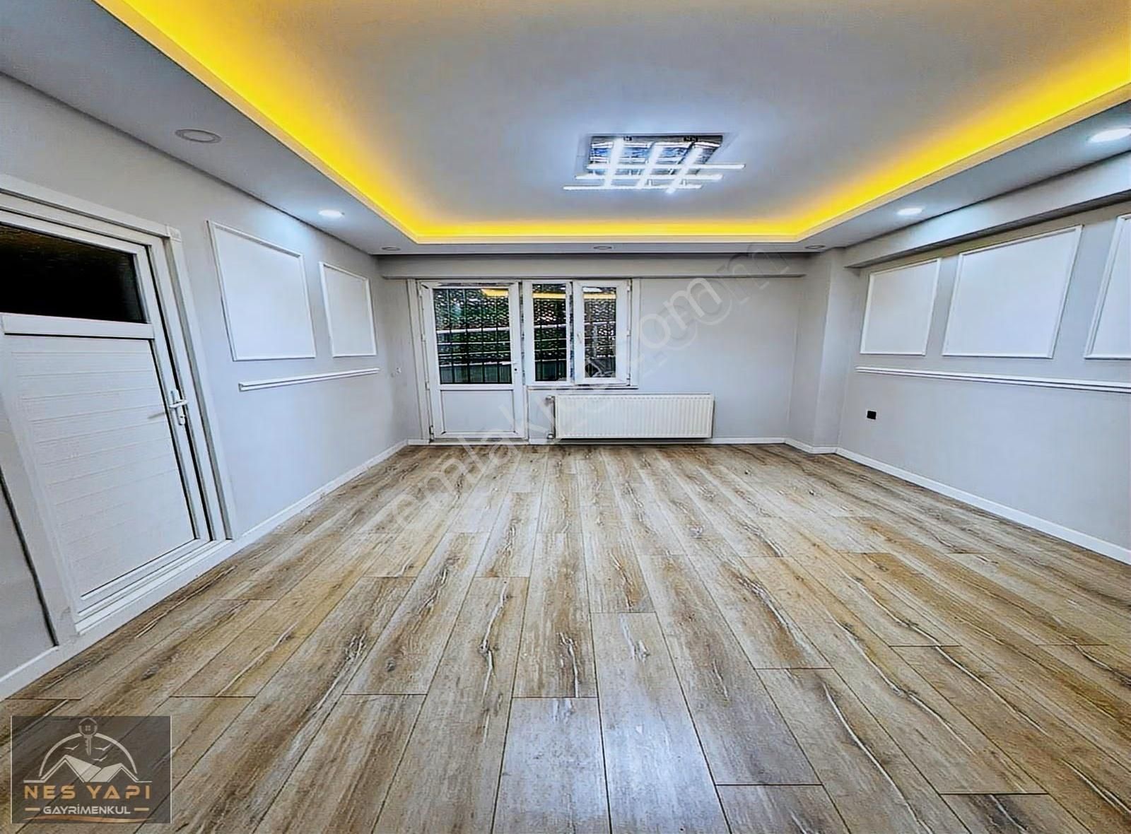 Nes Yapı'dan Metrobüse Yürüme Mesafesinde 2+2 Lüx Dekorlu Dublex - Görsel 4