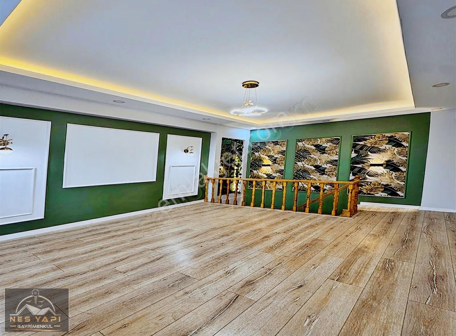 Nes Yapı'dan Metrobüse Yürüme Mesafesinde 2+2 Lüx Dekorlu Dublex - Görsel 6