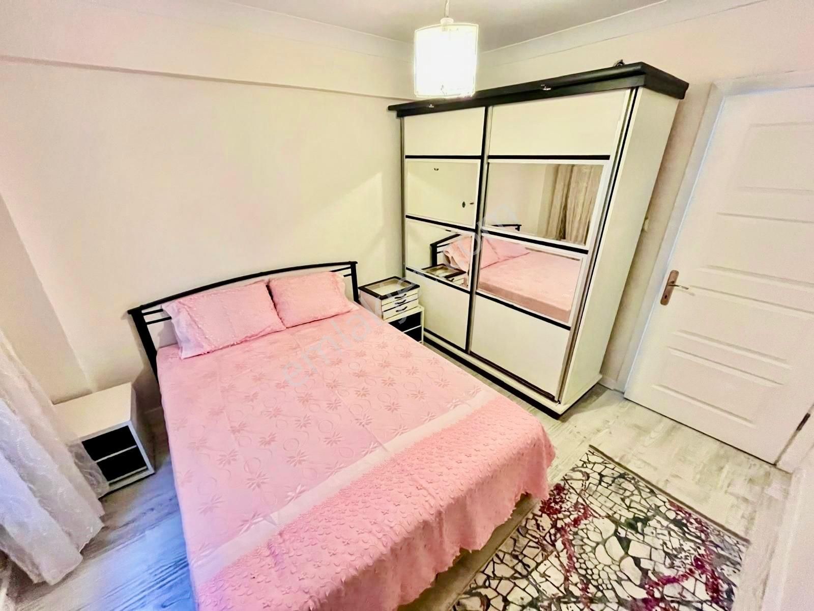 Yiğit'ten Akçay'da 2+1 Öncephe Eşyalı Ayrı Mutfak Fırsat Daire - Görsel 13