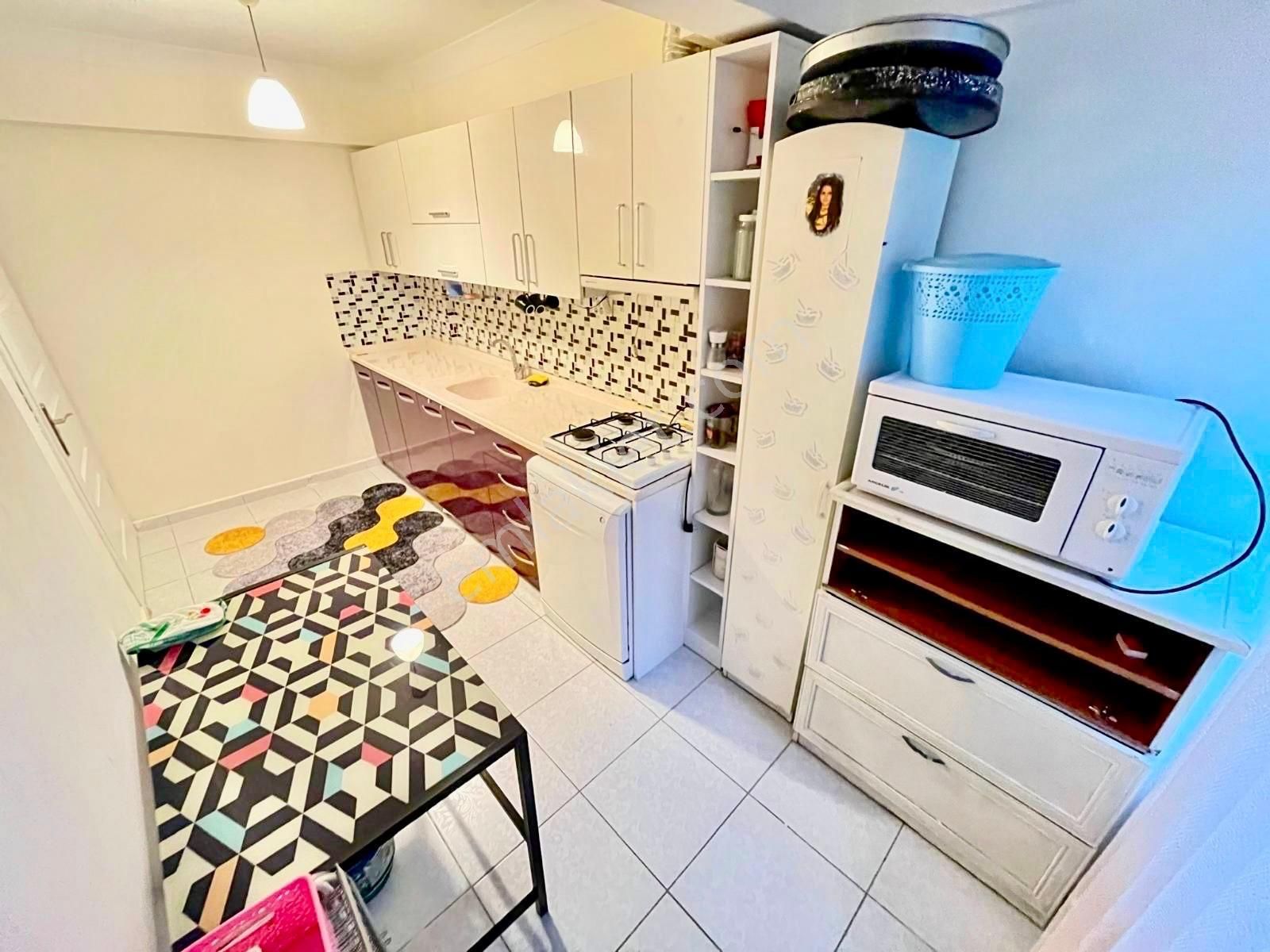 Yiğit'ten Akçay'da 2+1 Öncephe Eşyalı Ayrı Mutfak Fırsat Daire - Görsel 2