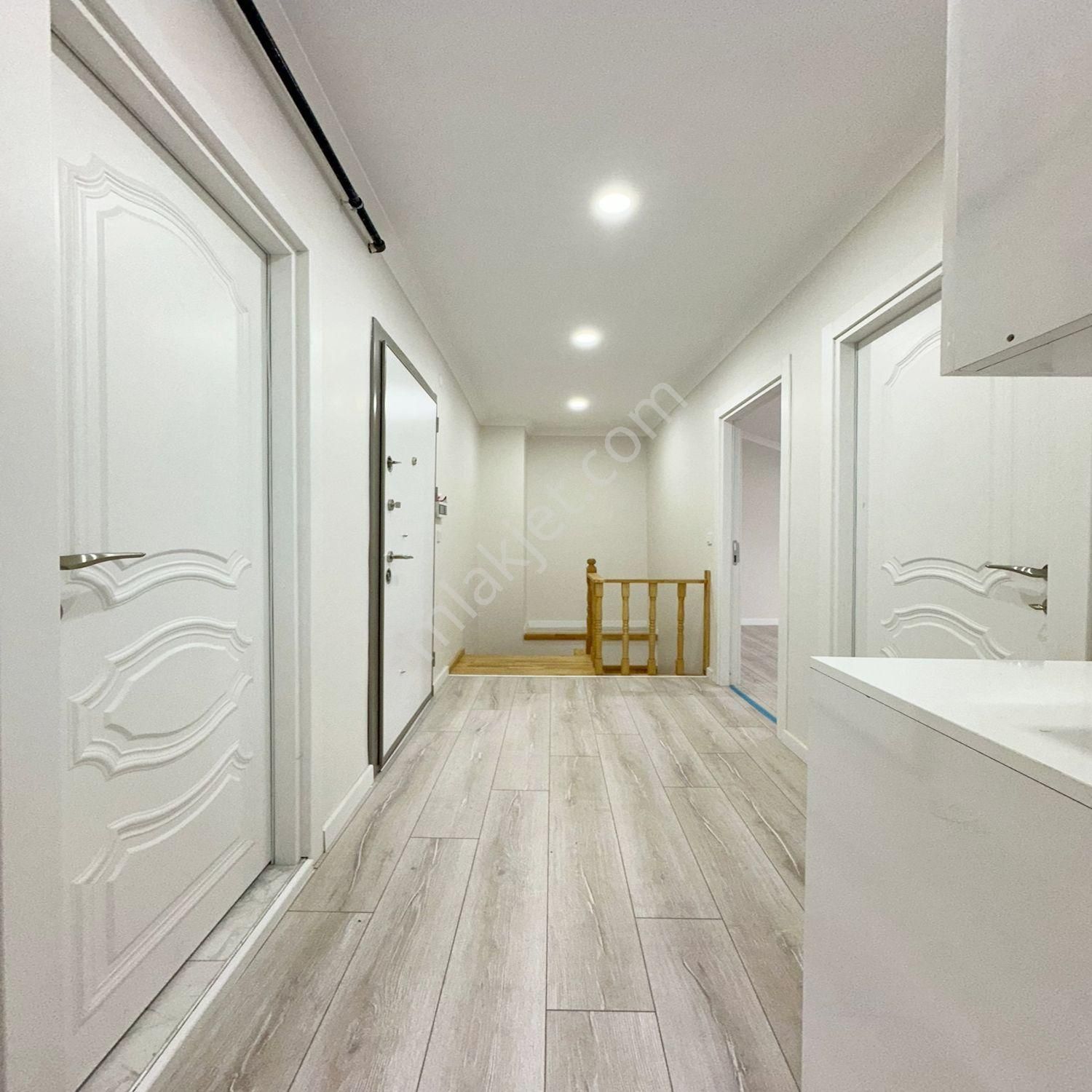 Beylikdüzü Yakuplu'da Satılık 4+2 Dubleks Sıfır Daire Fırsatı - Görsel 18