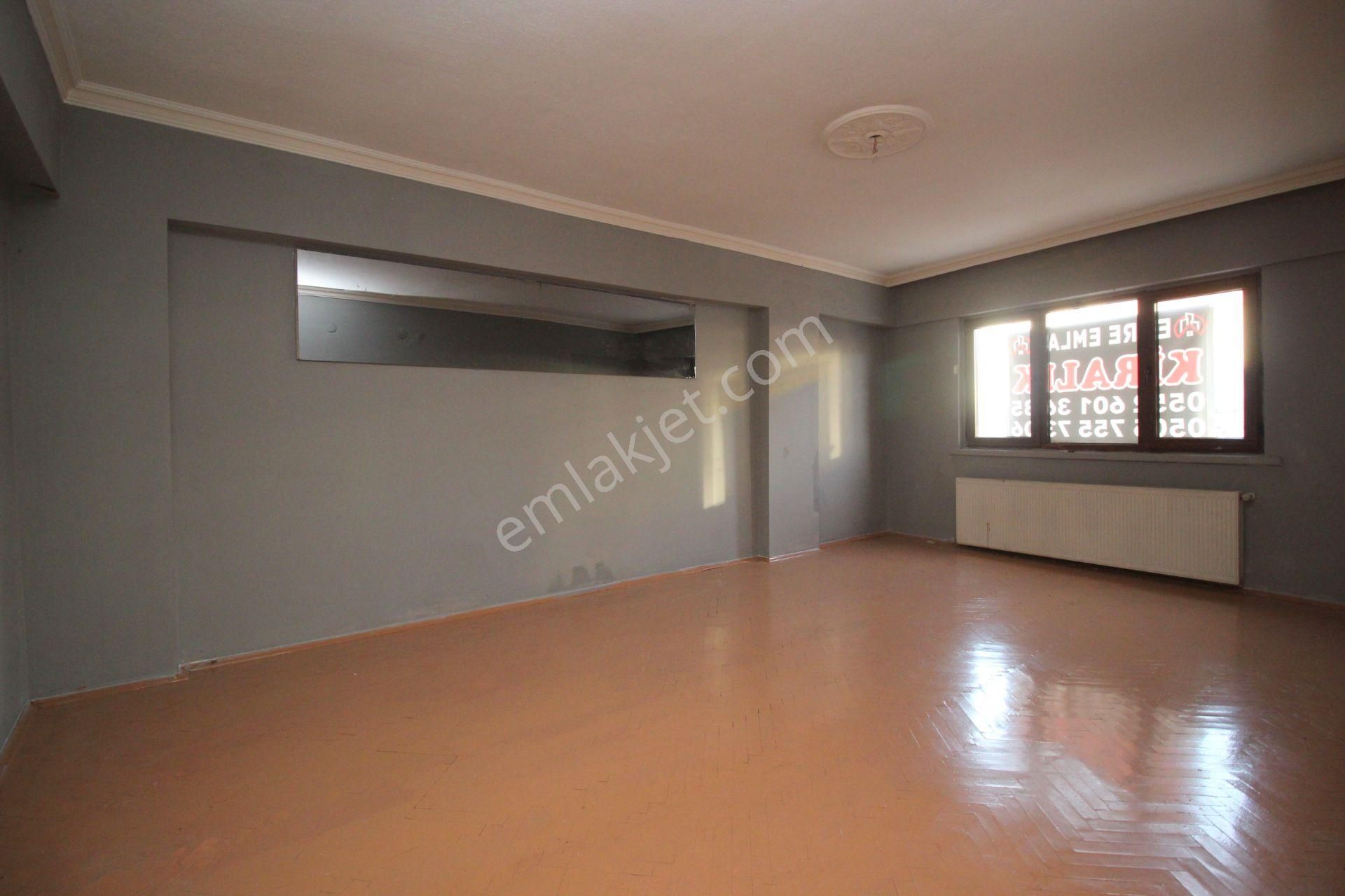 Emre Emlaktan Elvankent 14.cadde Cepheli 3+1 Kiralık Ofis Veya Daire - Görsel 8