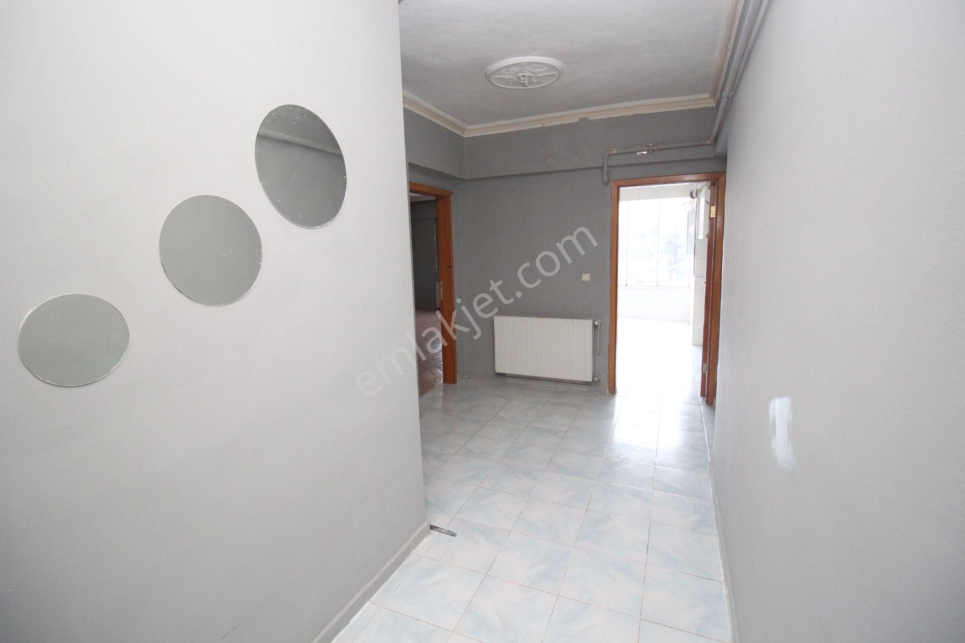 Emre Emlaktan Elvankent 14.cadde Cepheli 3+1 Kiralık Ofis Veya Daire - Görsel 33