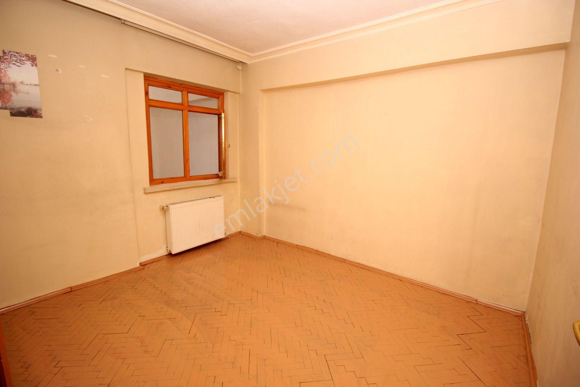 Emre Emlaktan Elvankent 14.cadde Cepheli 3+1 Kiralık Ofis Veya Daire - Görsel 12