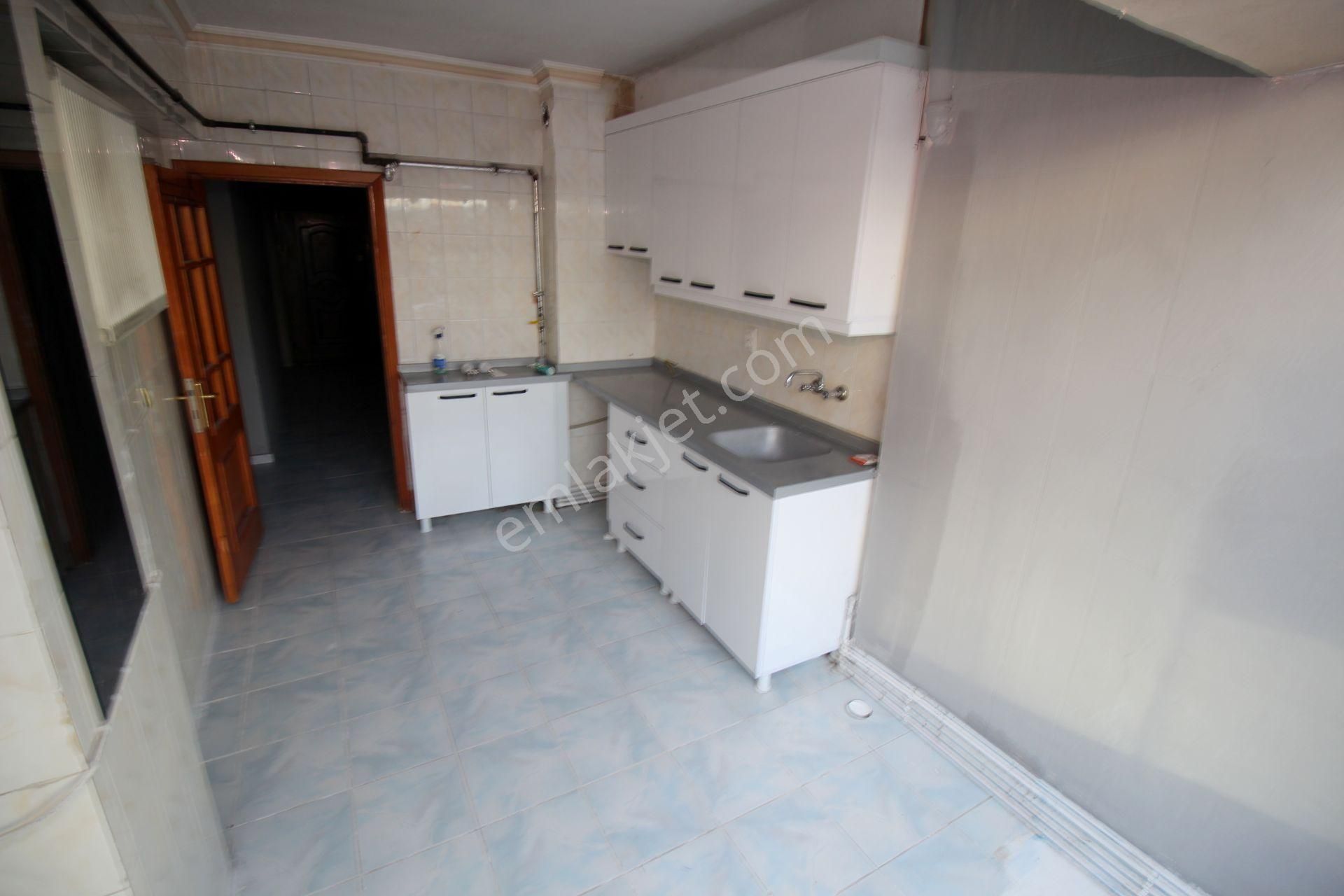 Emre Emlaktan Elvankent 14.cadde Cepheli 3+1 Kiralık Ofis Veya Daire - Görsel 6