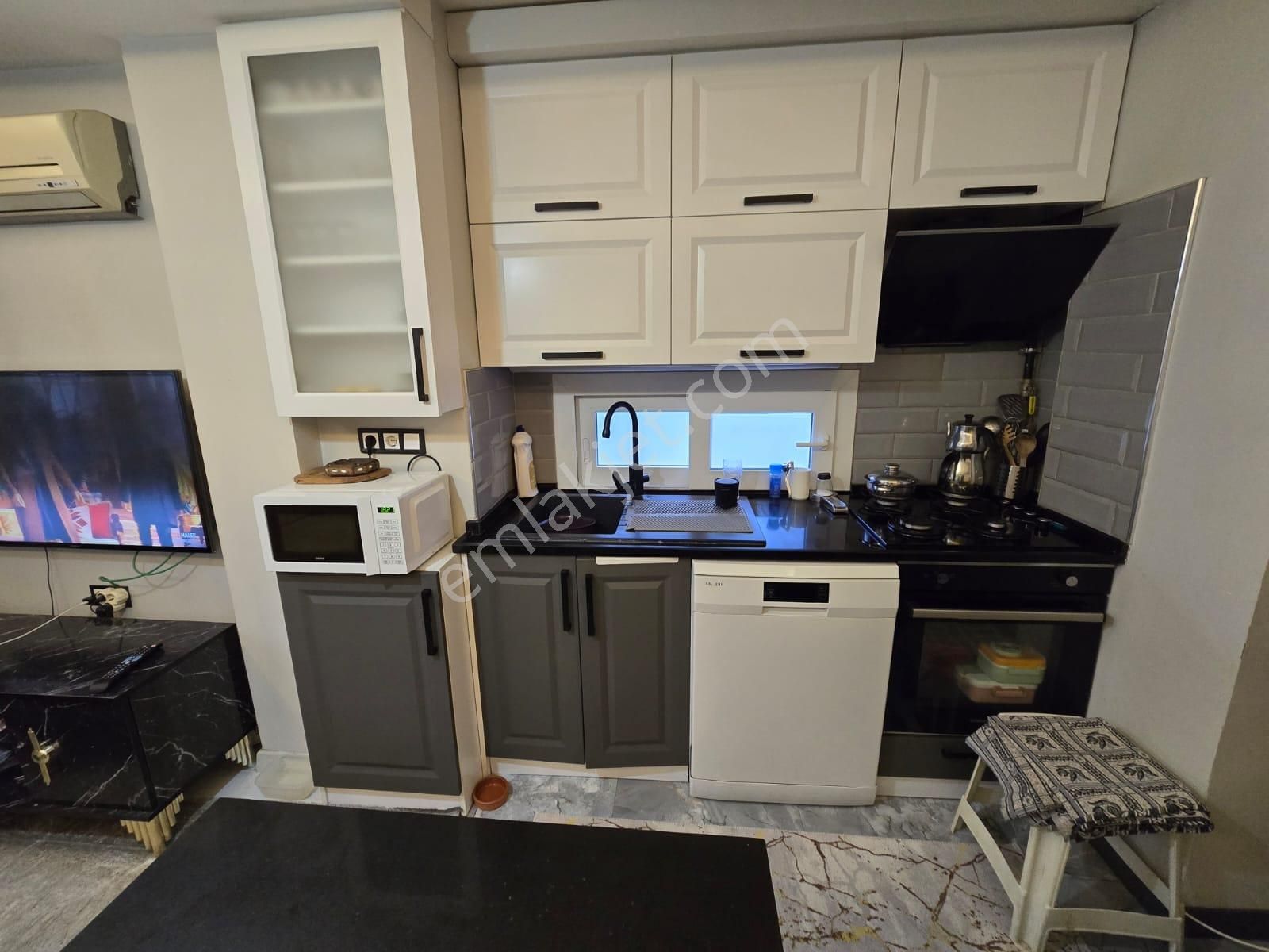 Balçovada Metro Yakını İçi Yapılı D.gazlı Tripleks 4+1 Satılık Daire - Görsel 4