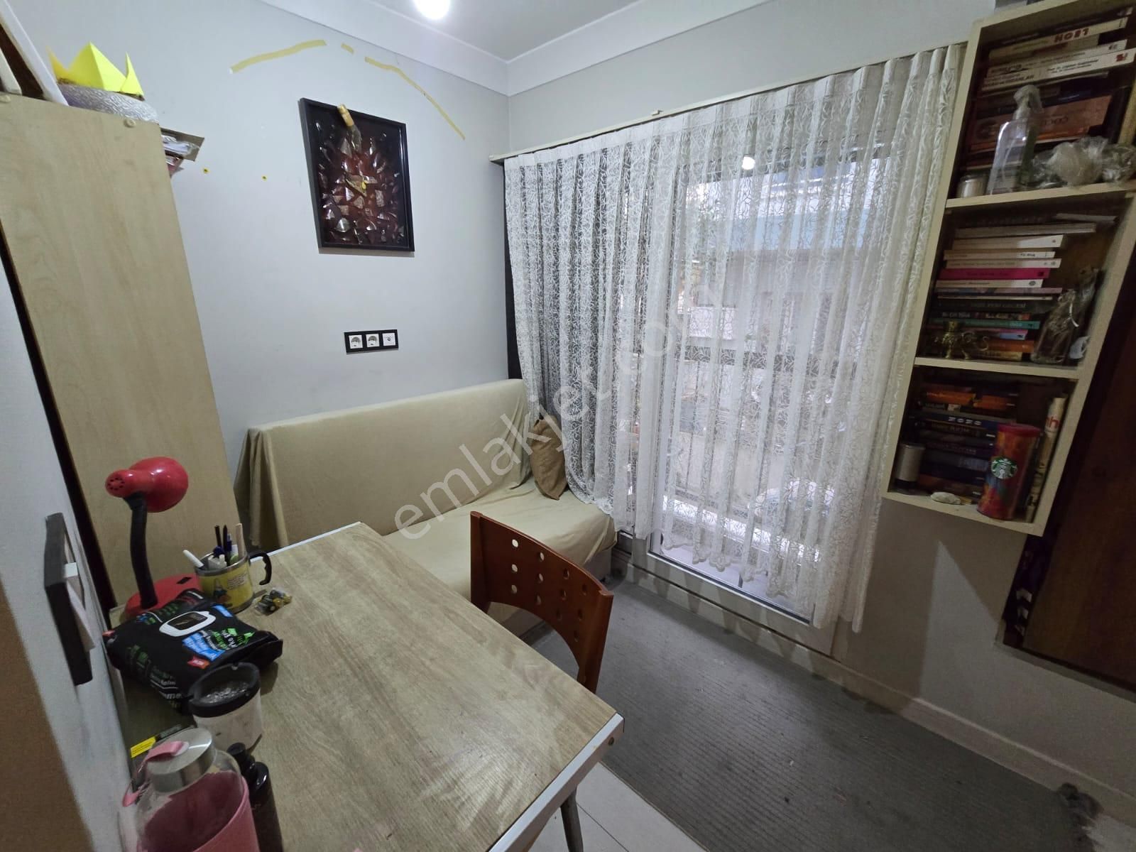 Balçovada Metro Yakını İçi Yapılı D.gazlı Tripleks 4+1 Satılık Daire - Görsel 6