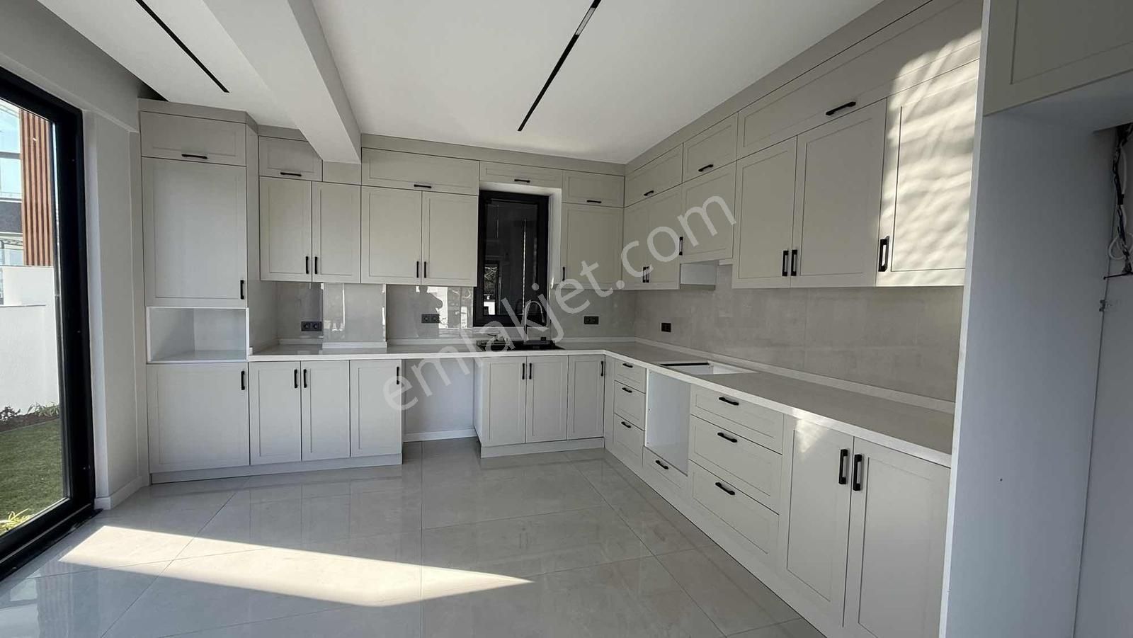 Turanlar Gruptan Akarca Da Satılık Takasa Açık 4+1 Triplex Villa - Görsel 10