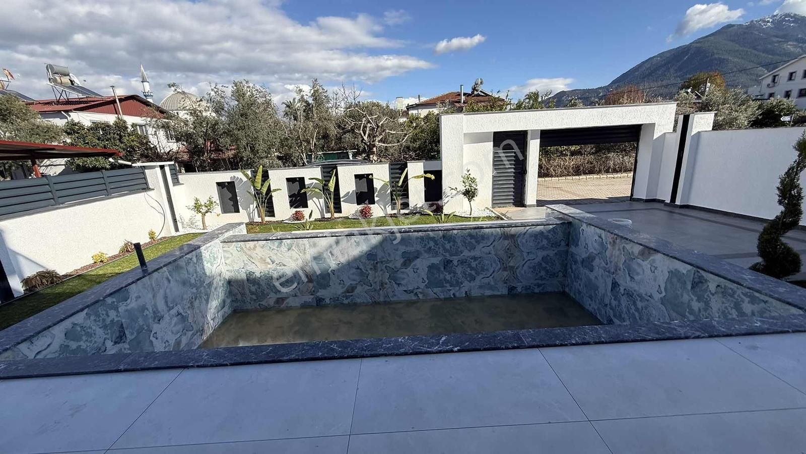 Turanlar Gruptan Akarca Da Satılık Takasa Açık 4+1 Triplex Villa - Görsel 24