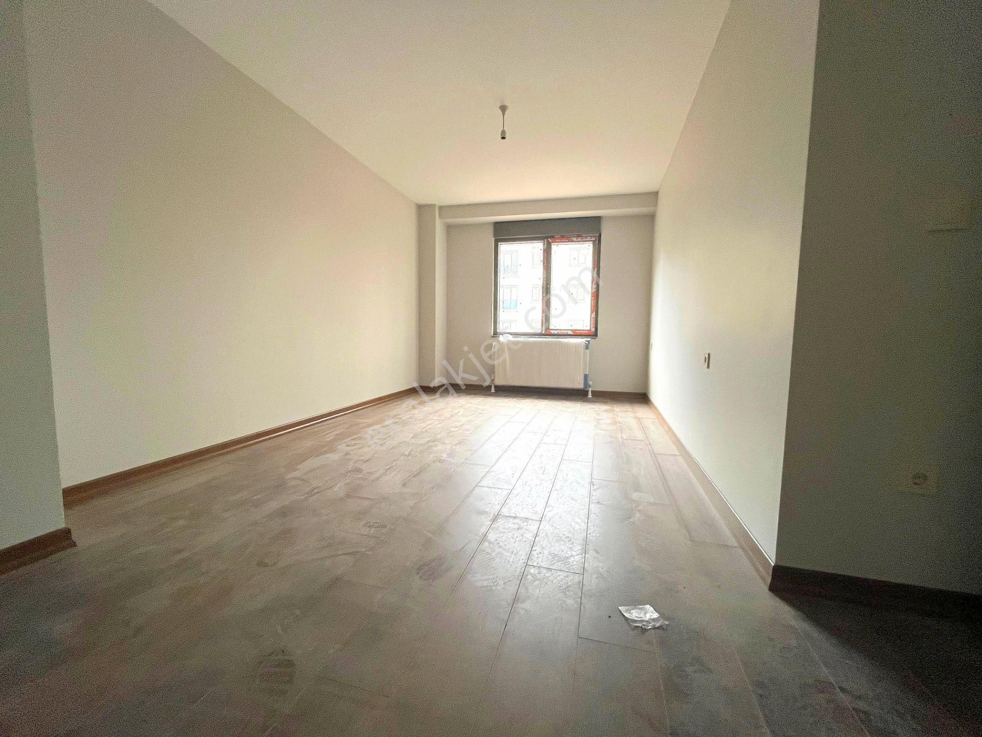 ▃birikim▃ Küçükyalı Çınar'da Sıfır Binada Ayrı Mutfaklı Lüks 2+1 - Görsel 16