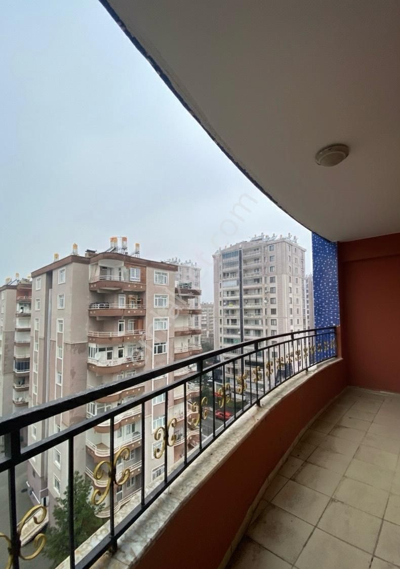 Diclekent Zahiroğlu 3 Sitesi Kiralık 4+1 Daire - Görsel 12