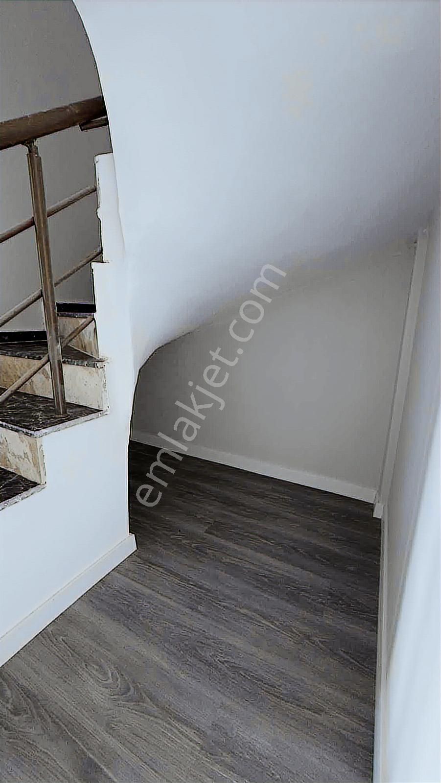 Turanlar Gruptan Foçada Satılık 3+1 Dublex Daire! - Görsel 5