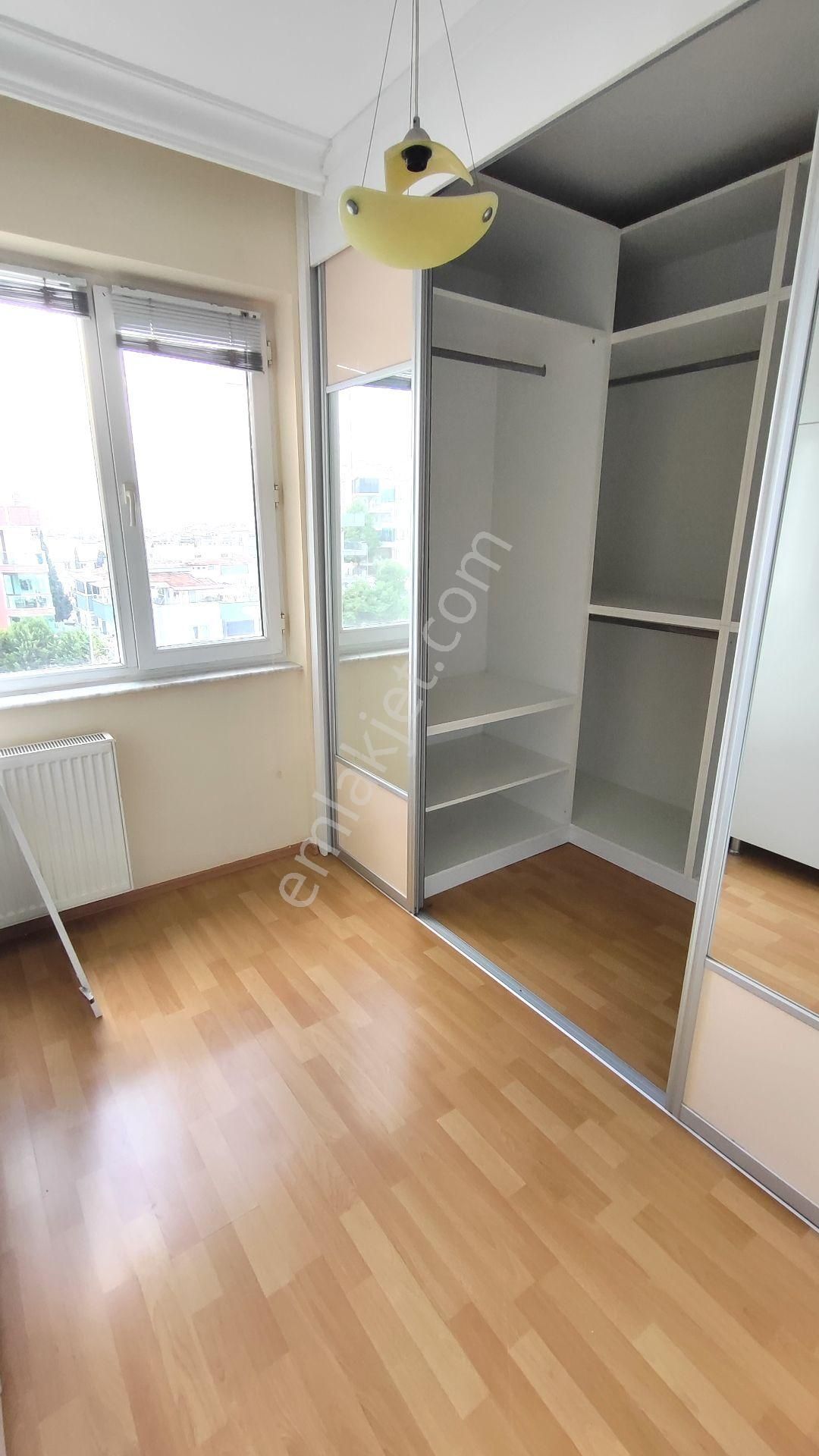 Kuşadası'nda Muhteşem Manzaralı 2+1 Kiralık Daire - Görsel 9
