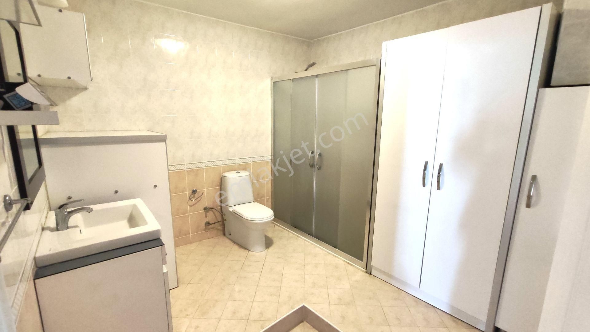 Kuşadası'nda Muhteşem Manzaralı 2+1 Kiralık Daire - Görsel 22