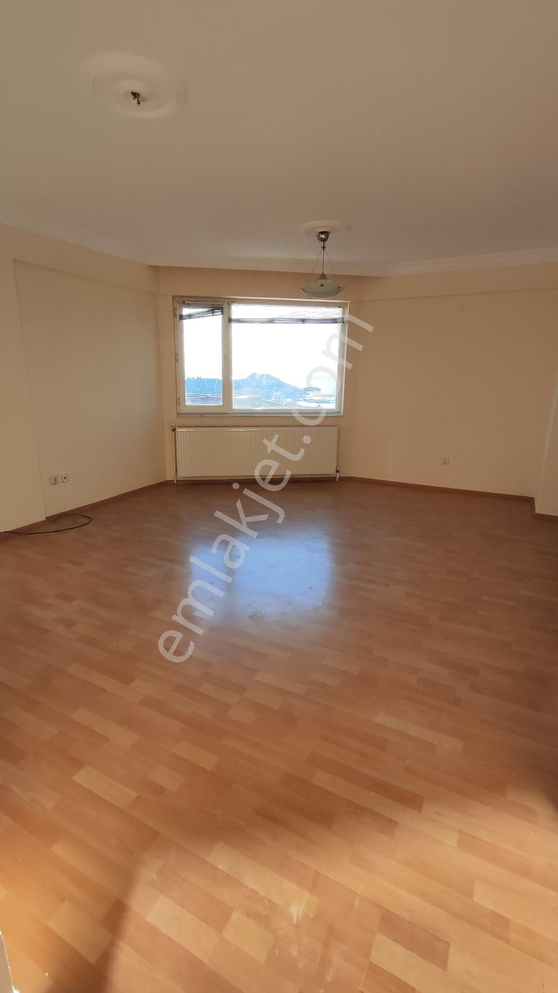 Kuşadası'nda Muhteşem Manzaralı 2+1 Kiralık Daire