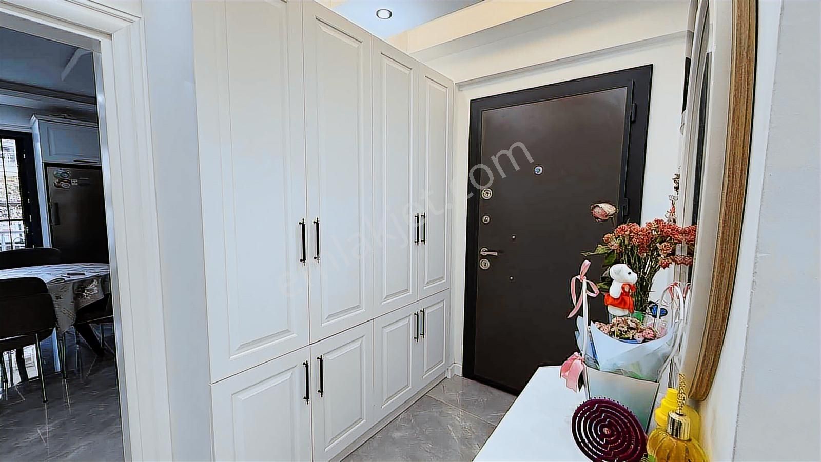 Turanlar Gruptan Awm Yakın Konumda Satılık 3+1 Giriş Kat 150m2! - Görsel 6