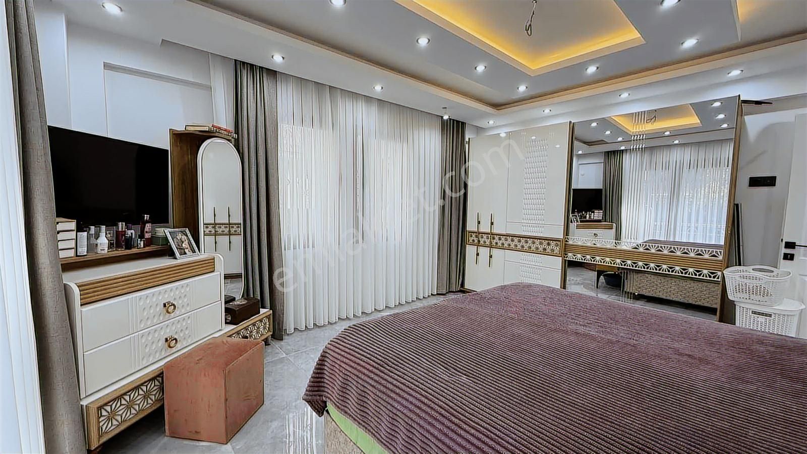 Turanlar Gruptan Awm Yakın Konumda Satılık 3+1 Giriş Kat 150m2! - Görsel 12