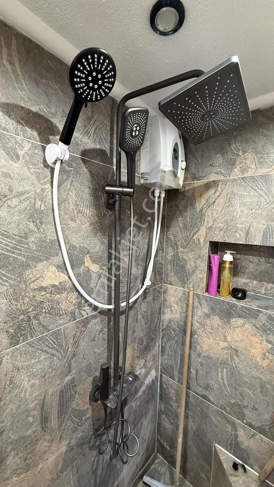 Turanlar Gruptan Awm Yakın Konumda Satılık 3+1 Giriş Kat 150m2! - Görsel 7