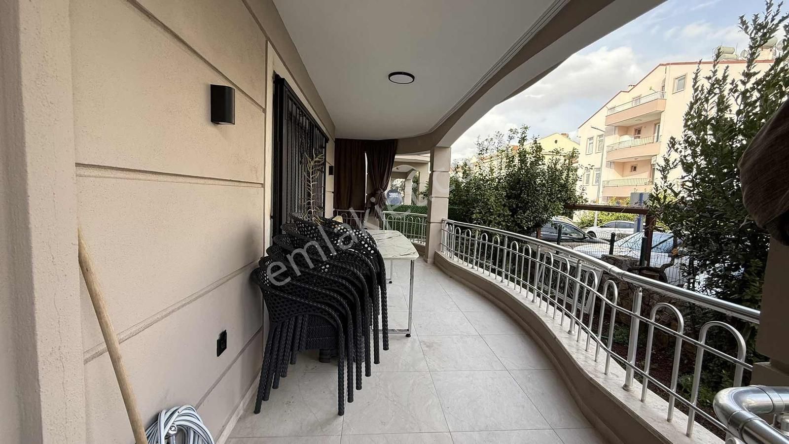 Turanlar Gruptan Awm Yakın Konumda Satılık 3+1 Giriş Kat 150m2! - Görsel 9