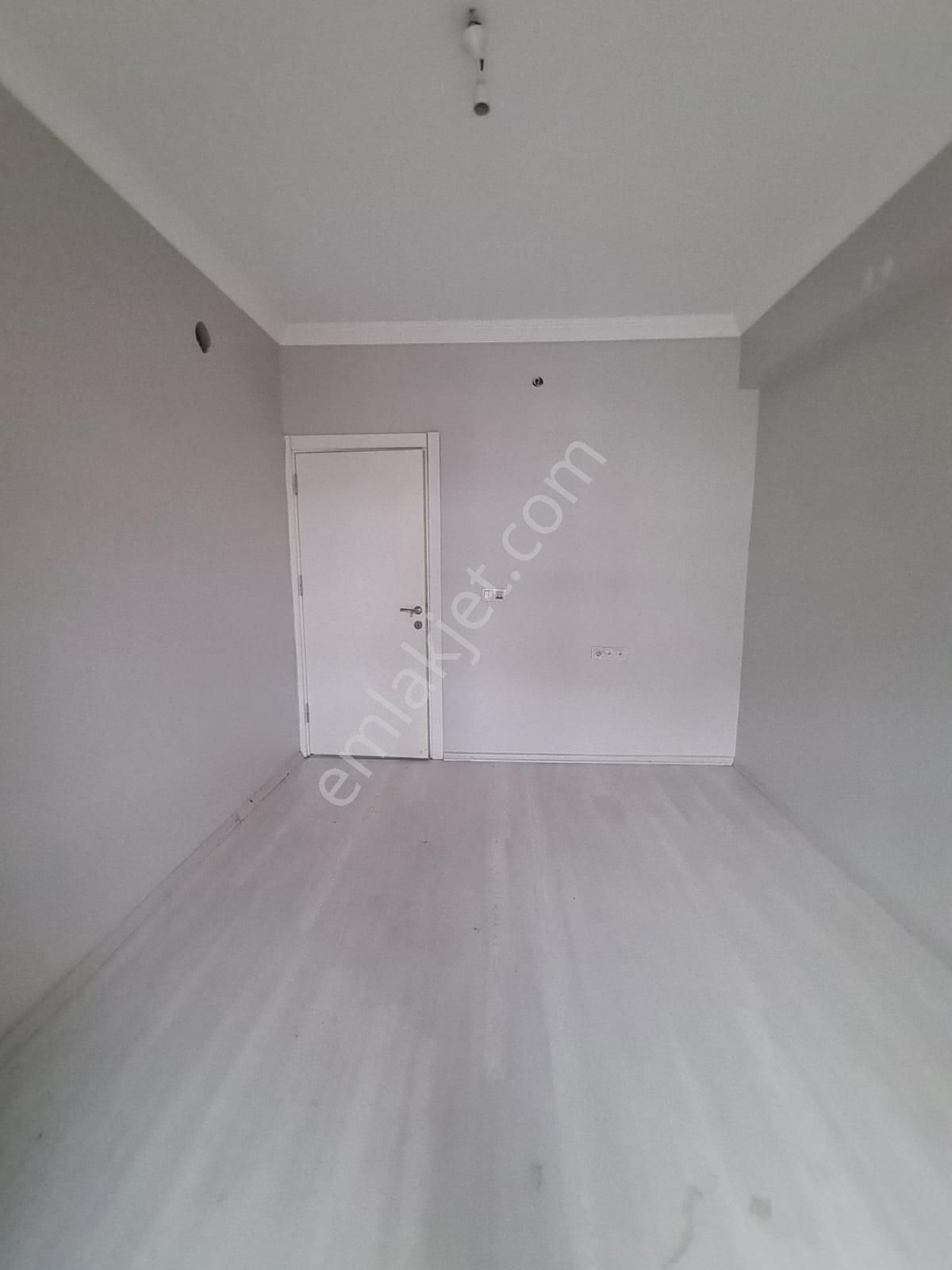 Erenler Mah. Ev Kurumlarına Uygun Satılık 3+1 Ara Kat Lüks Daire - Görsel 26