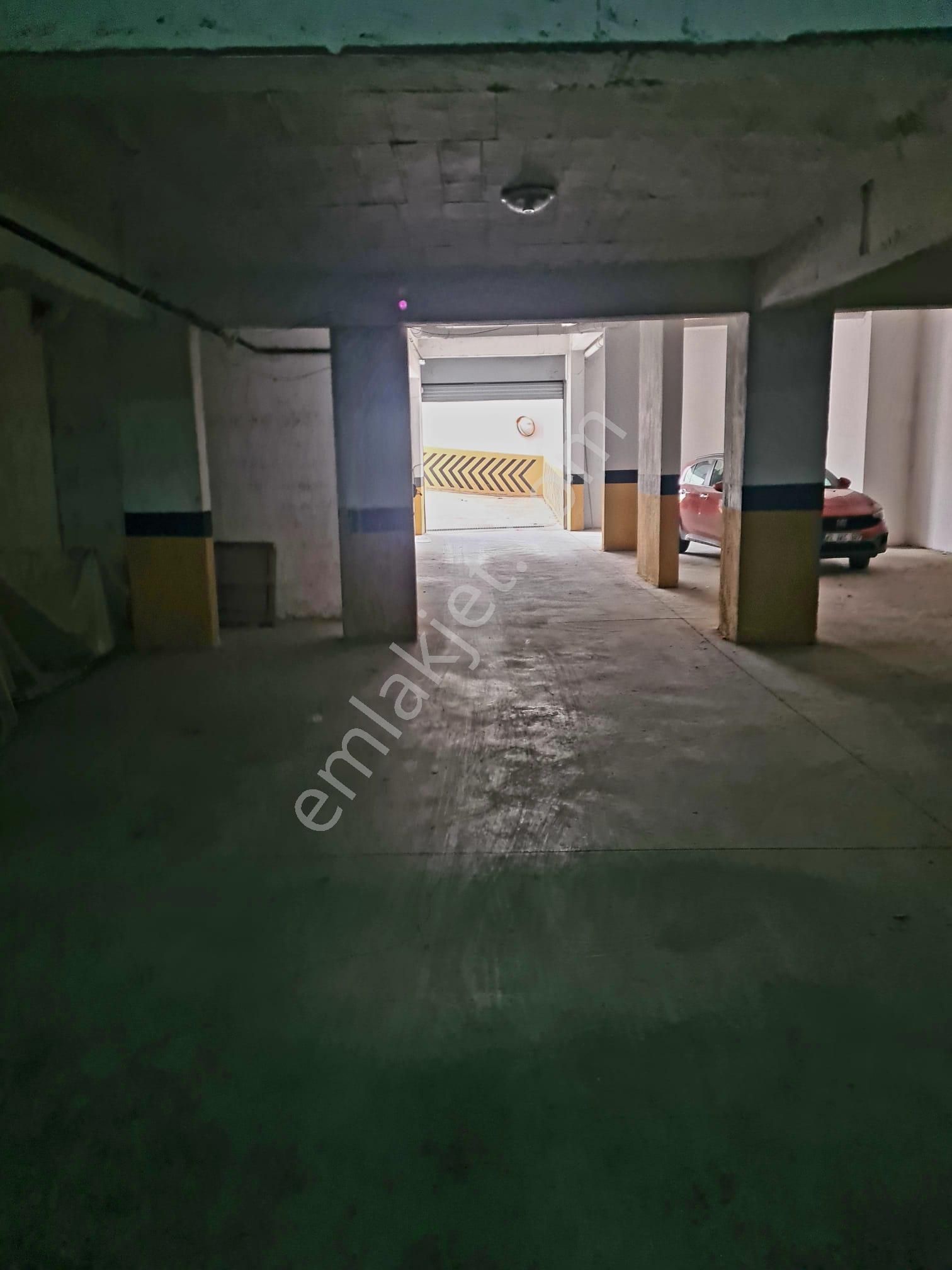 Erenler Mah. Ev Kurumlarına Uygun Satılık 3+1 Ara Kat Lüks Daire - Görsel 31