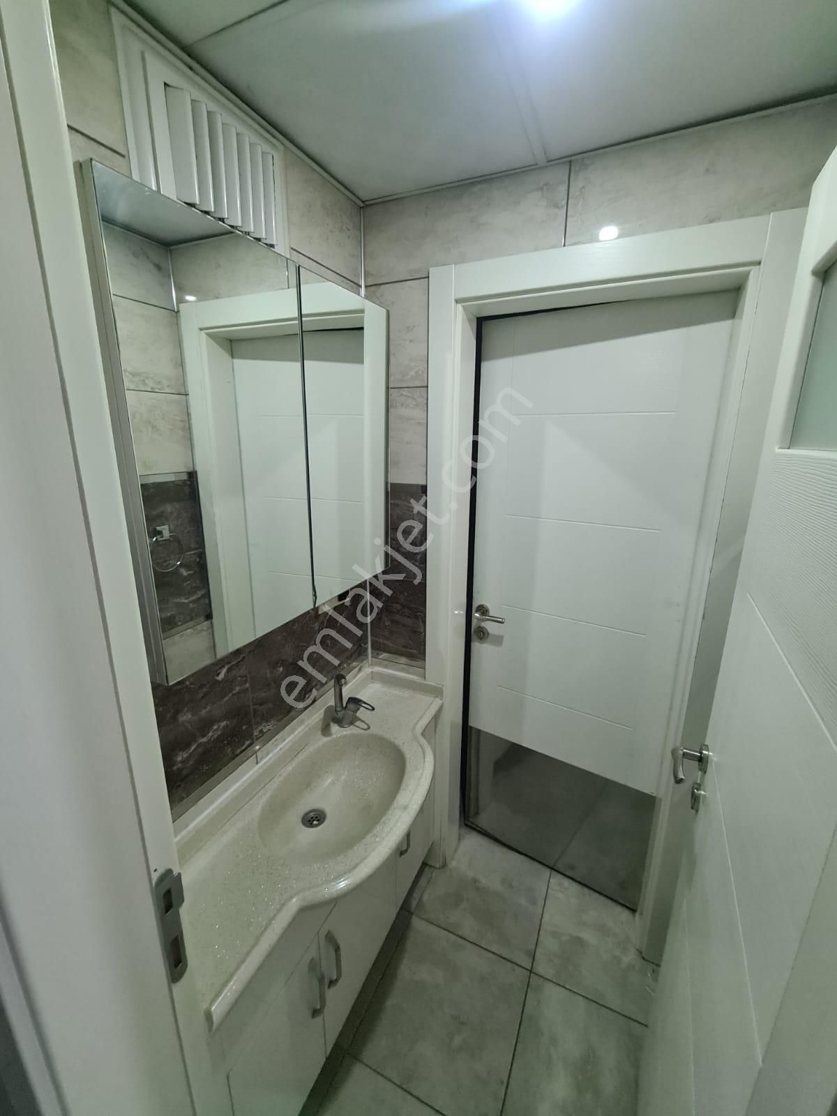 Erenler Mah. Ev Kurumlarına Uygun Satılık 3+1 Ara Kat Lüks Daire - Görsel 20