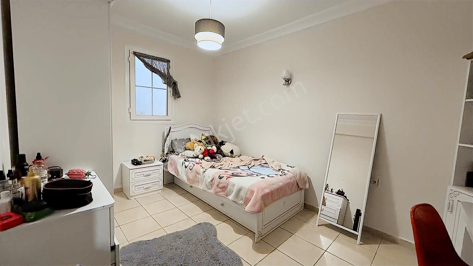 Turanlar Gruptan Taşyakada Satılık3+1 Ayrı Mutfaklı Bahçe Dublex - Görsel 15