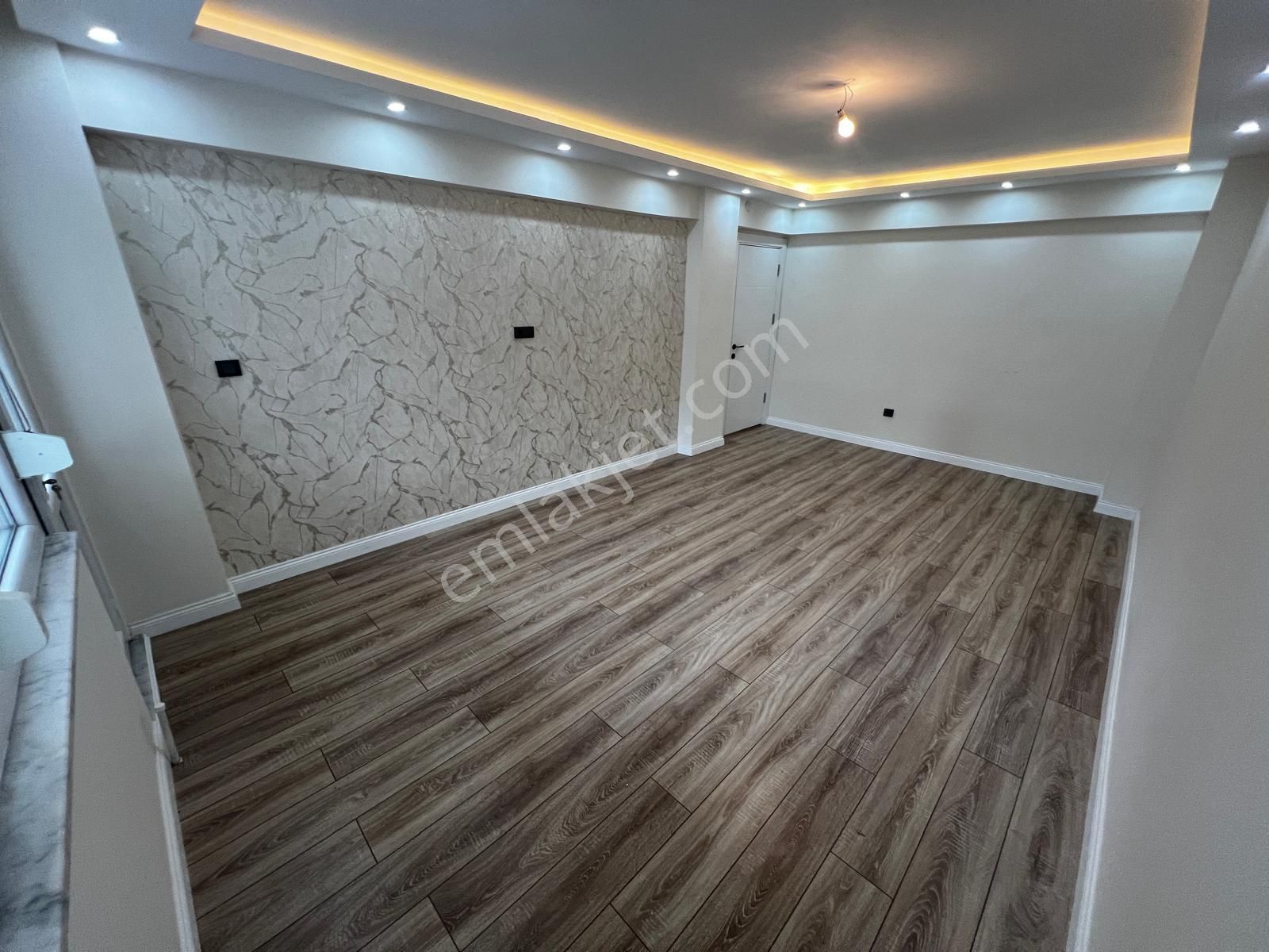 Yiğit'ten İkizçay'da Ayrı Mutfak 2+1 Şık Tasarımlı Ara Kat Daire - Görsel 10