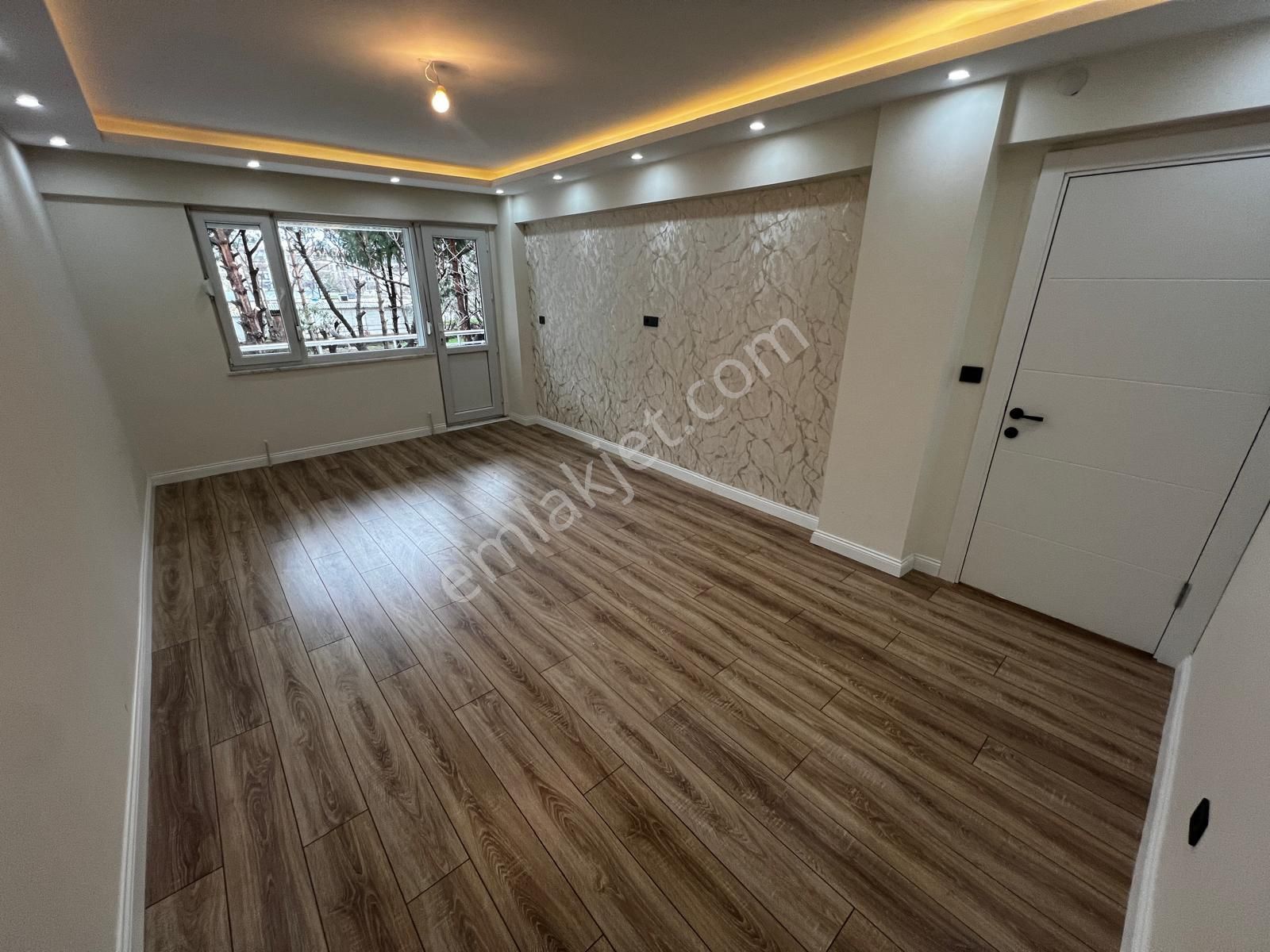 Yiğit'ten İkizçay'da Ayrı Mutfak 2+1 Şık Tasarımlı Ara Kat Daire - Görsel 12
