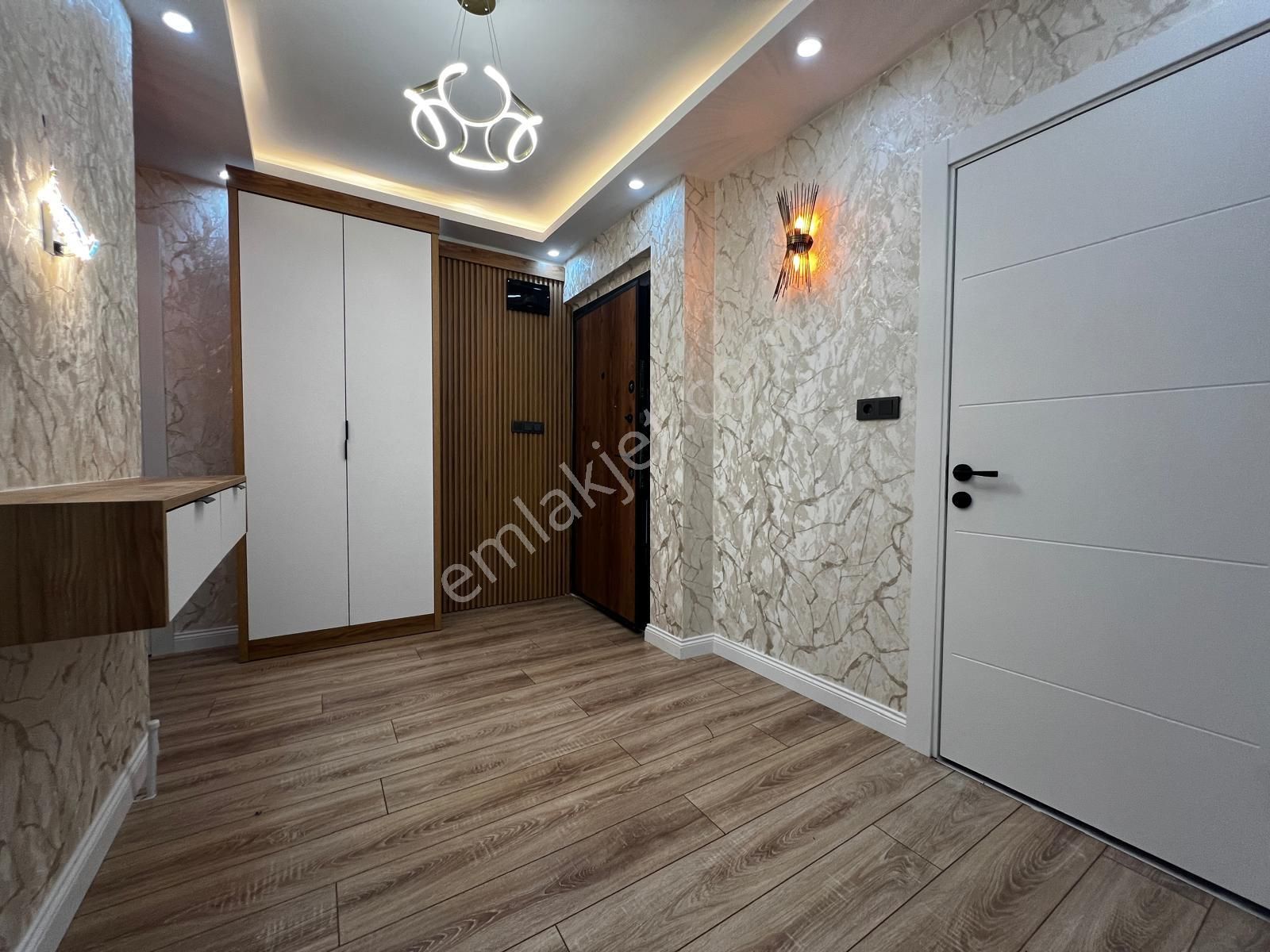 Yiğit'ten İkizçay'da Ayrı Mutfak 2+1 Şık Tasarımlı Ara Kat Daire - Görsel 34