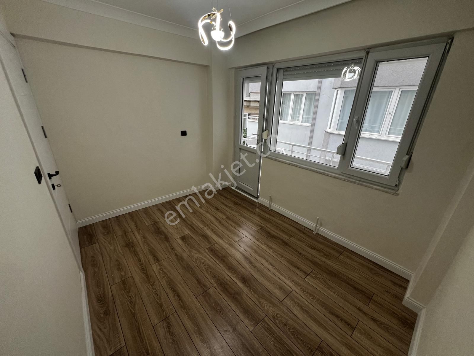 Yiğit'ten İkizçay'da Ayrı Mutfak 2+1 Şık Tasarımlı Ara Kat Daire - Görsel 29