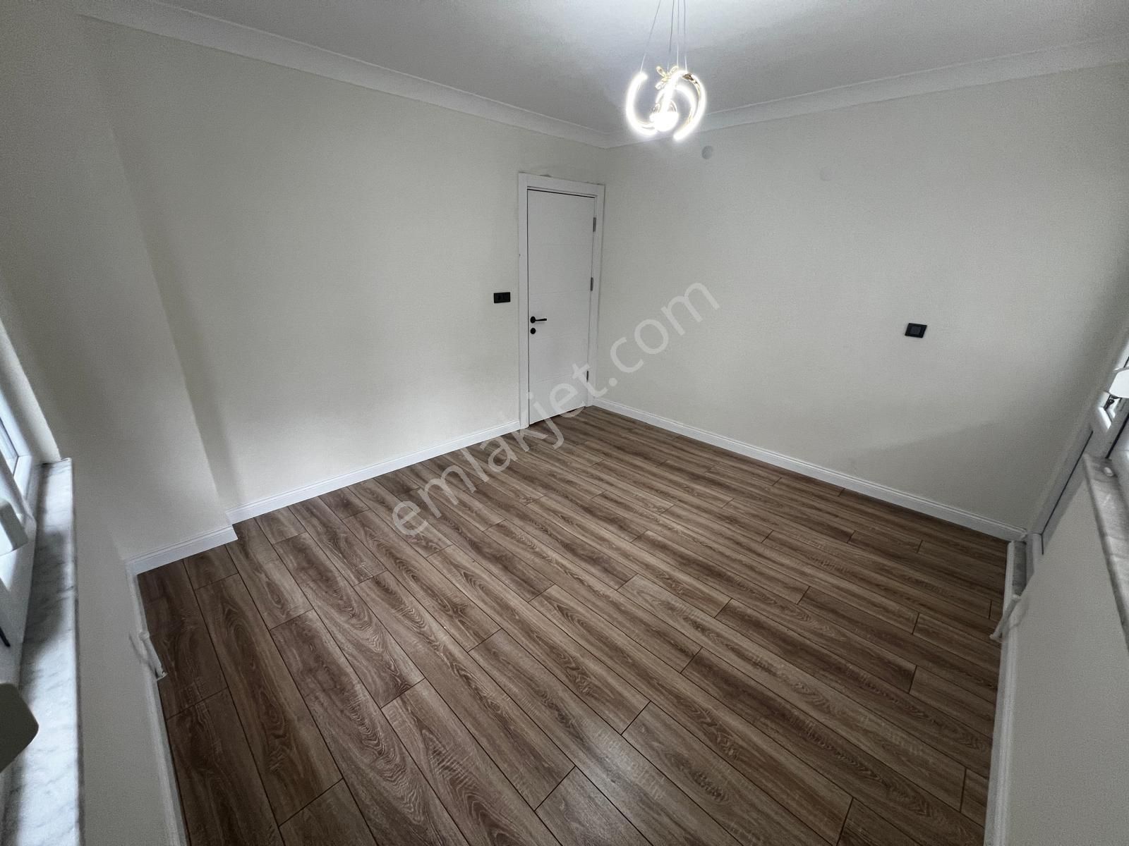 Yiğit'ten İkizçay'da Ayrı Mutfak 2+1 Şık Tasarımlı Ara Kat Daire - Görsel 27