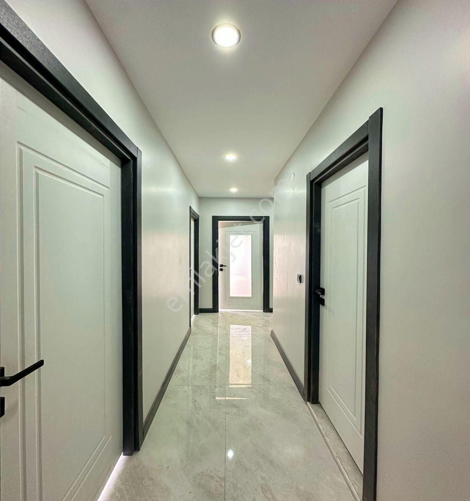 Beylikdüzü Kavaklı Mh.'de 3+1 Satılık Sıfır Arakat Daire - Görsel 14