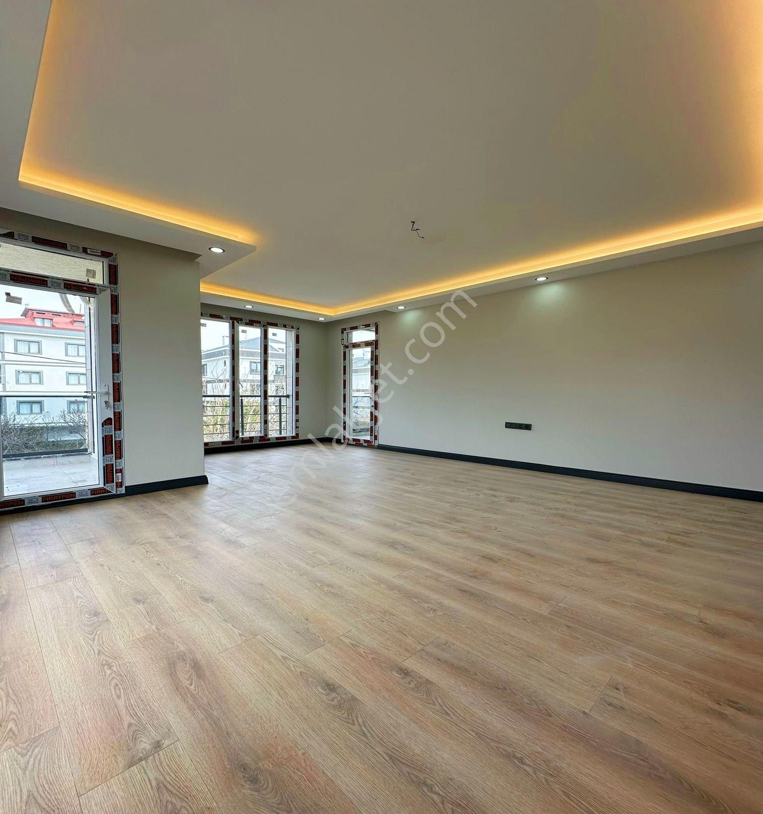 Beylikdüzü Kavaklı Mh.'de 3+1 Satılık Sıfır Arakat Daire - Görsel 2