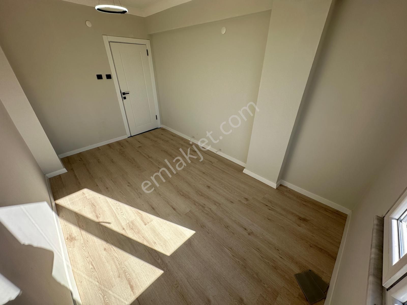 🏡 Referans'tan Akçay'da Doğa Manzaralı Ön Cephe Arakat Denize Yakın 2+1 Daire - Görsel 31