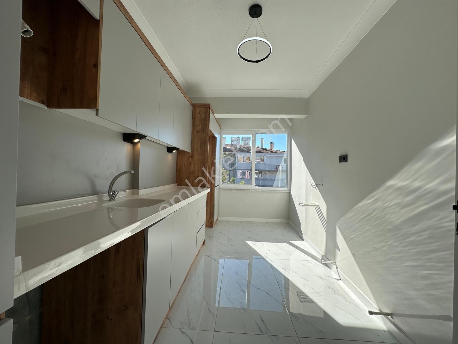 🏡 Referans'tan Akçay'da Doğa Manzaralı Ön Cephe Arakat Denize Yakın 2+1 Daire - Görsel 13