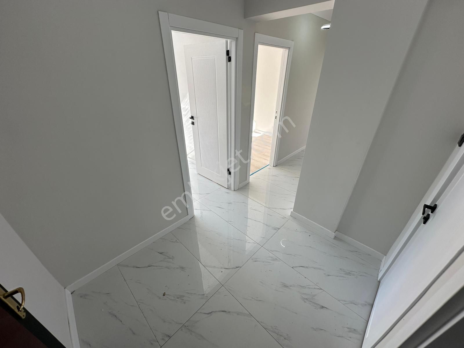 🏡 Referans'tan Akçay'da Doğa Manzaralı Ön Cephe Arakat Denize Yakın 2+1 Daire - Görsel 21