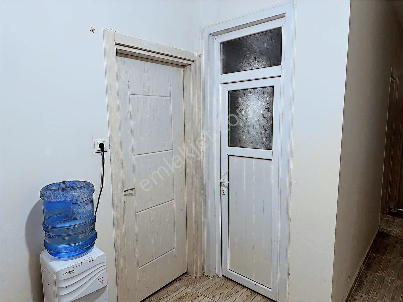 Satılık 2 Adet Bina Altı Ticari Müstakil - Görsel 24