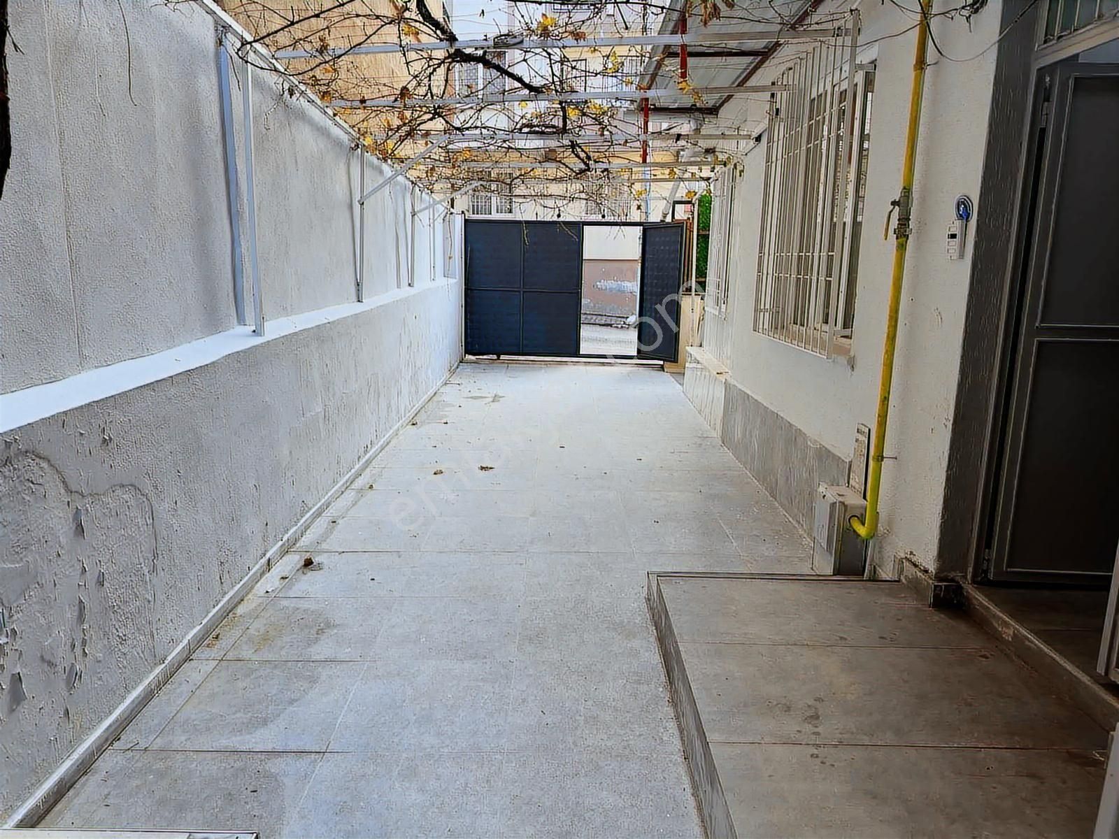 Satılık 2 Adet Bina Altı Ticari Müstakil - Görsel 34