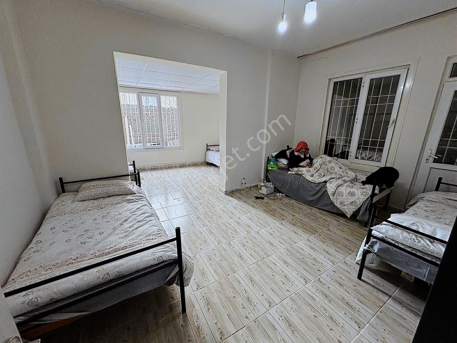 Satılık 2 Adet Bina Altı Ticari Müstakil - Görsel 5