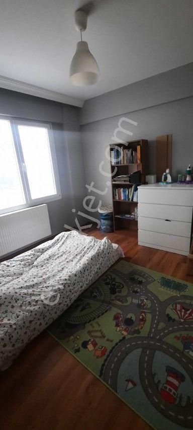 Bornova Erzene Mahallesinde 3+1 Kiralık Daire - Görsel 13