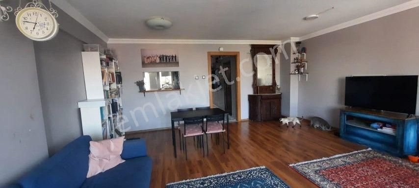 Bornova Erzene Mahallesinde 3+1 Kiralık Daire - Görsel 21