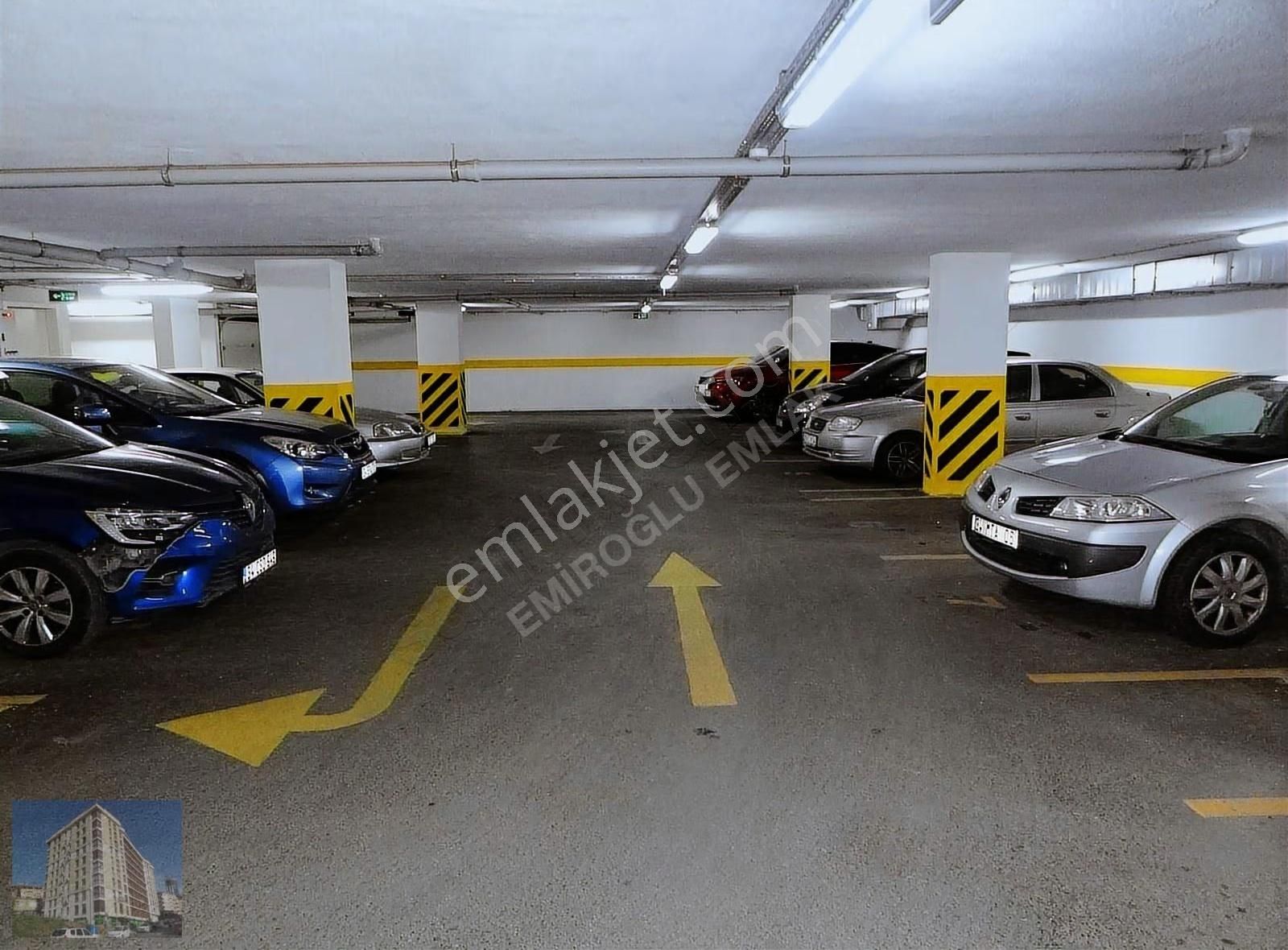 Kozyatağı Merkezde Genç Apt.ebev.lüks Kiralık Daire 3+1,120m2. - Görsel 18