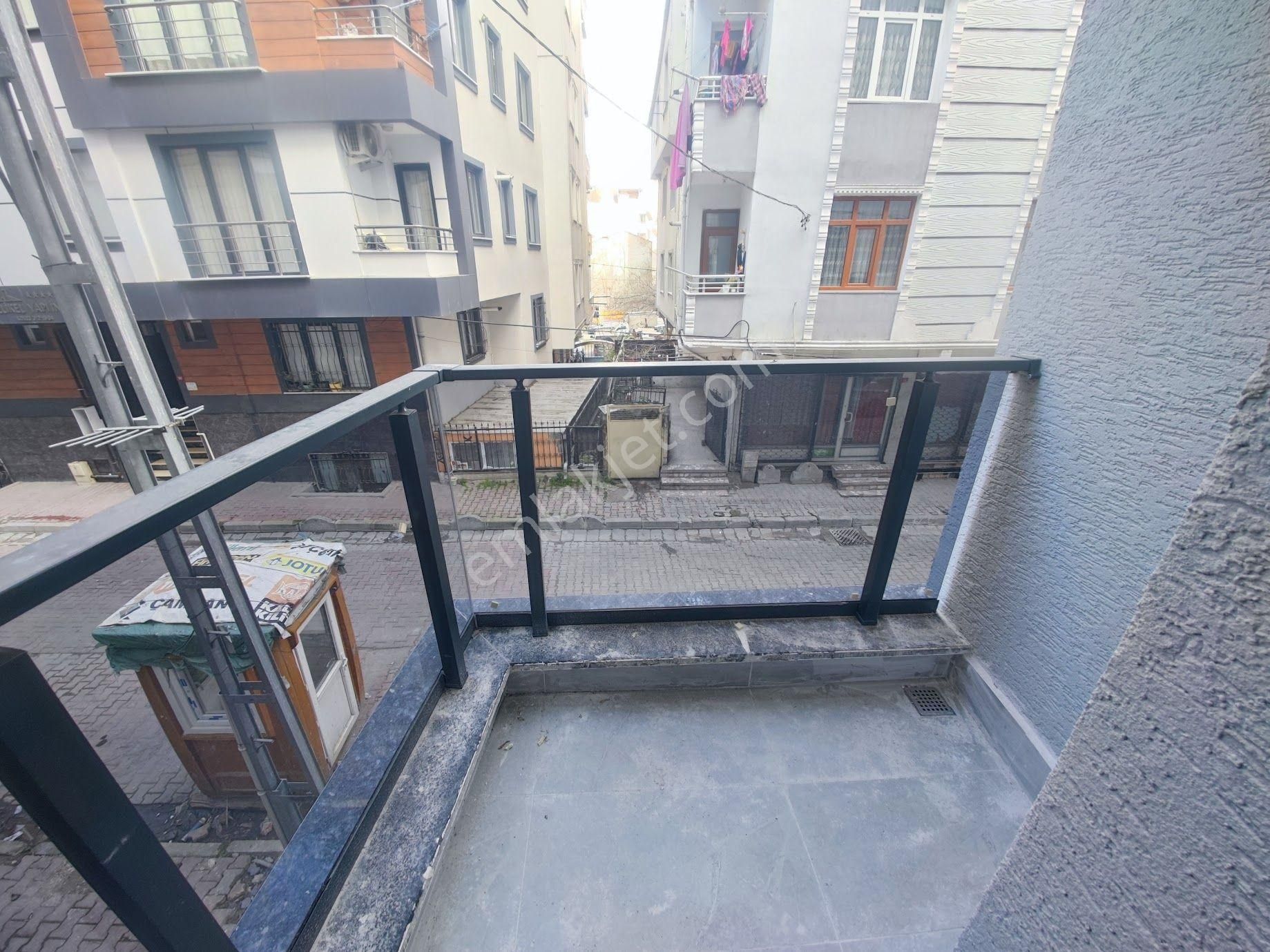Yıldız Dan Muhammediye Camii Yakını Sıfır Geniş 2+1 Ara Kat Daire - Görsel 2