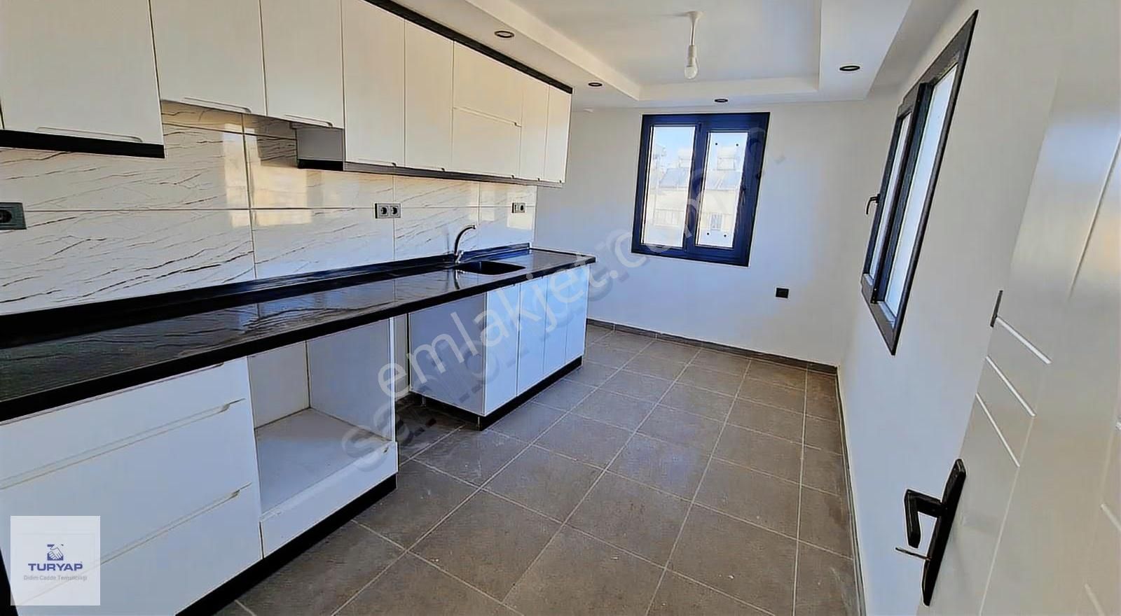 Merkezi Konumda 3+1 - 2+1 Tek Tapu İki Daire - Görsel 24