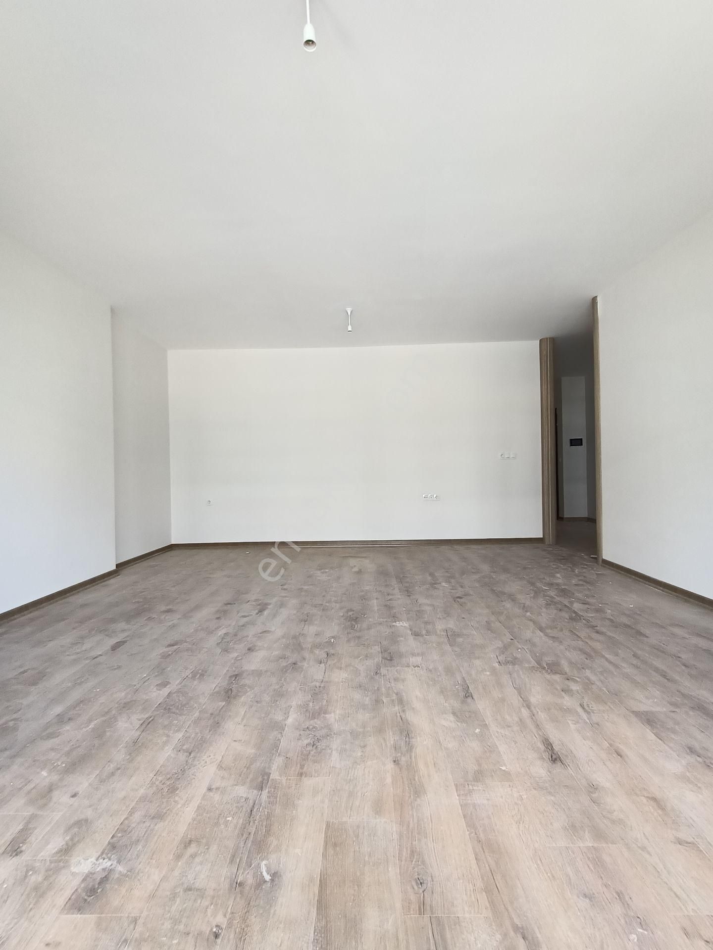 Silivri Atabek Konutlarında Havuz Peyzaj Cephe 3+1 Kiralık Daire - Görsel 14